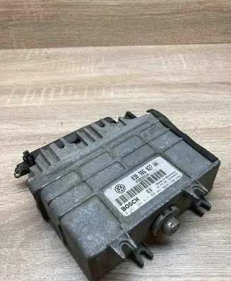 Volkswagen Golf III Engine control unit/module ECU 030906027AA 0261204617 WithPlug