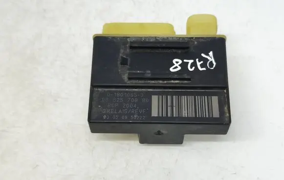 Peugeot Partner III Glow plug pre-heat relay 9662570880 018010953 23050950222