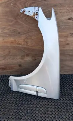 Jaguar XF X250 Fender