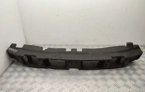 Front bumper foam support bar