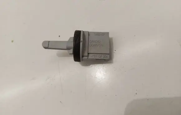 Skoda Octavia Mk2 (1Z) Interior temperature sensor 1K0907543G