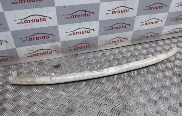 Front bumper foam support bar