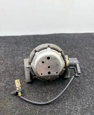 Audi A7 S7 4G Engine mount bracket W18416