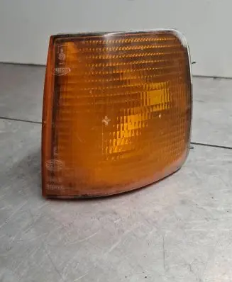 Volkswagen PASSAT B3 Front indicator light 42756R6
