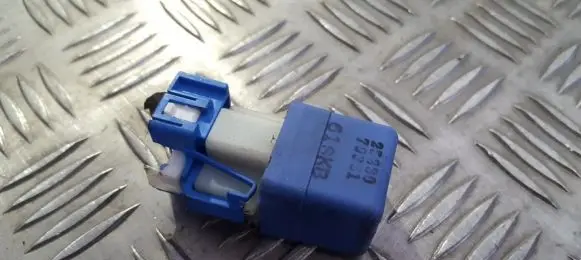 Nissan Almera Other relay 2523079981