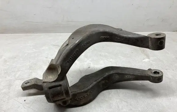 Volvo XC90 Front air suspension shock absorber 31360636