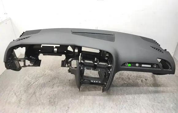 Audi A4 S4 B8 8K Dashboard 8K1857041A 8K1857033