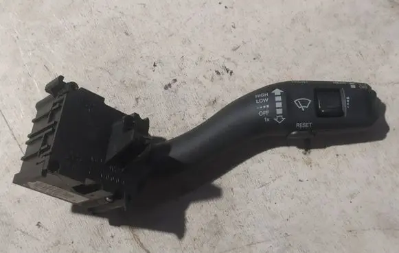 Audi A6 S6 C6 4F Wiper control stalk 4E0953503G 28080919 K0310003861