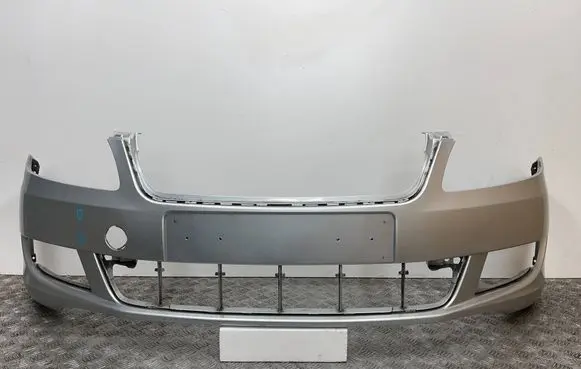 Skoda Fabia Mk2 (5J) Front bumper 5J0807221D