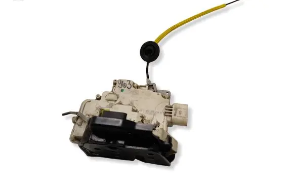 Audi A6 S6 C6 4F Rear door lock 4F0839016A
