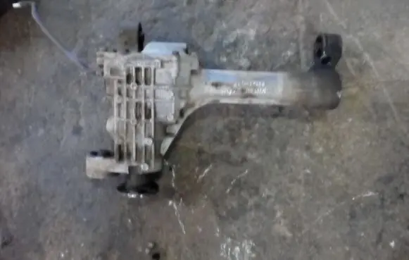 Nissan Pathfinder R51 Front axle beam 