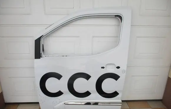 Citroen Berlingo Front door 