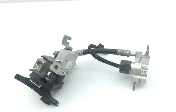 Jeep Avenger Air conditioning (A/C) expansion valve T588455 T591265