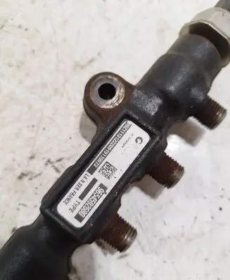 Ford Fiesta Fuel main line pipe 9654592680