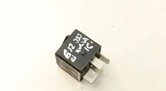 BMW 7 G11 G12 Other relay 6901469 V23136J6X48
