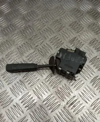 Renault Trafic I Indicator stalk