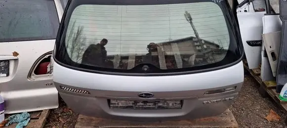 Subaru Outback Tailgate/trunk/boot lid