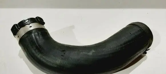 Volvo V40 Intercooler hose/pipe 31370044 31657755