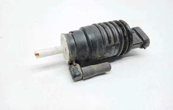 Renault Clio I Windscreen/windshield washer pump 7700802336
