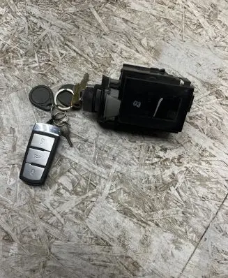 Volkswagen PASSAT B6 Ignition lock 3C0905843Q 1866672000