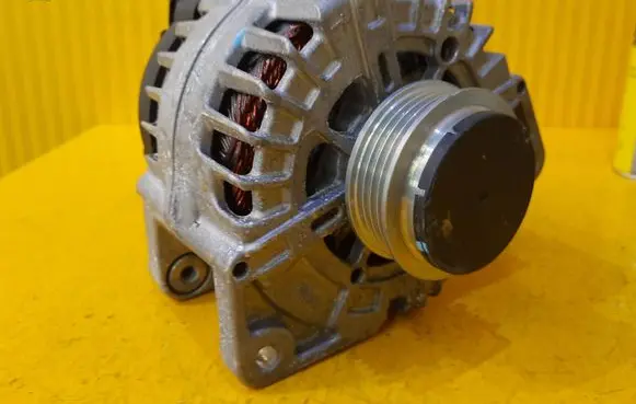 Mercedes-Benz C W205 Generator/alternator A0009061207