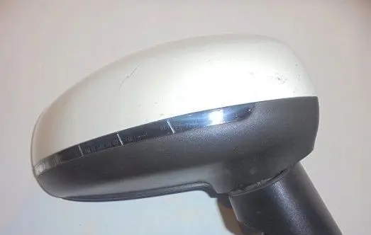 Audi A1 Front door electric wing mirror 5PIN