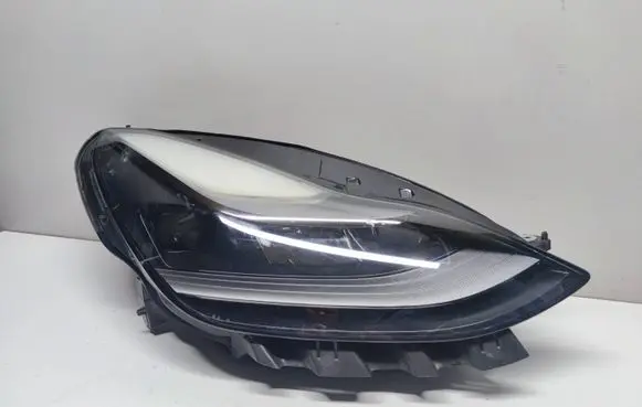 Tesla Model 3 Headlight/headlamp 151495300C