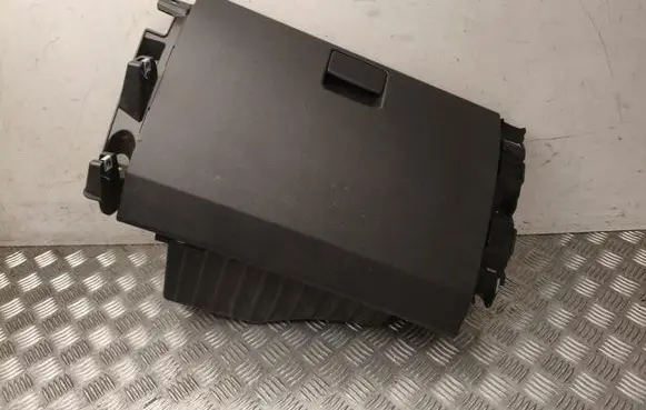 Renault Master III Glove box set 685006535R