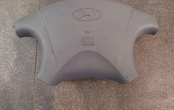 Hyundai Matrix Steering wheel airbag 5690017100