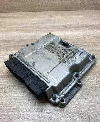 Chrysler Voyager Engine control unit/module ECU P04727661AA 0281010290