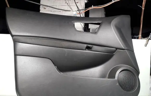 Nissan Qashqai Front door card panel trim 80911JD100