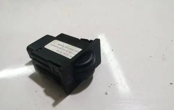 Toyota Corolla Verso AR10 Headlight level height control switch 8415202021