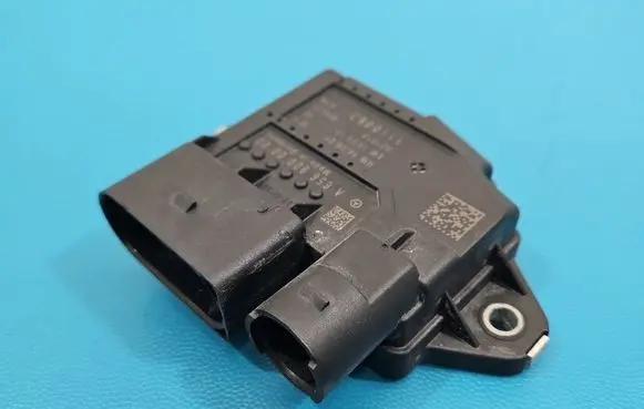 Mercedes-Benz S W222 Other relay A65690000 IMPRK1559880