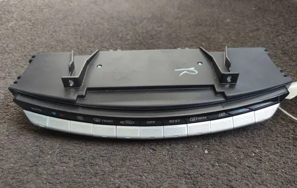 Mercedes-Benz S W221 Climate control unit A2218702658 A2218702958 A2214421323