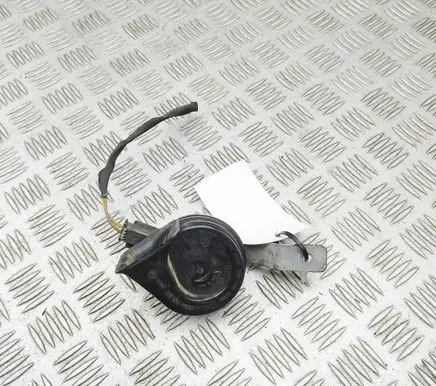 Mercedes-Benz E W213 Horn signal A2135422700