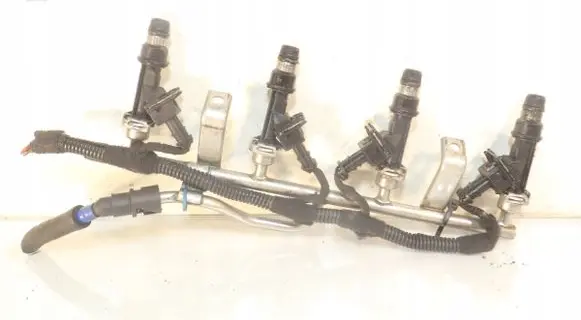 Opel Astra H Fuel main line pipe