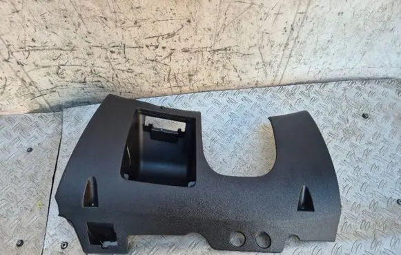 Skoda Octavia Mk2 (1Z) Dashboard lower bottom trim panel 1Z1857920D 1Z1857923