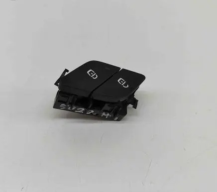 Mercedes-Benz CLA C118 X118 Central locking switch button A2479052301