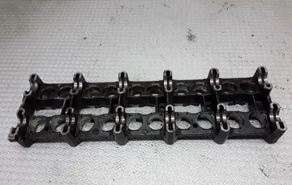 Mercedes-Benz C W203 Other cylinder head part R6120160204