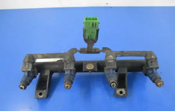 Citroen Xsara Picasso Fuel main line pipe 9628982980