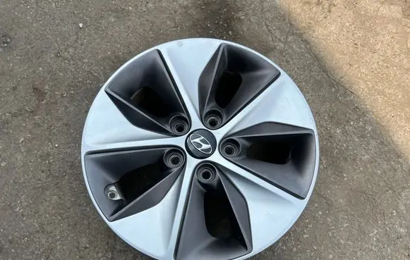 Hyundai Ioniq R16 alloy rim 52910-g7200 52910-g7210