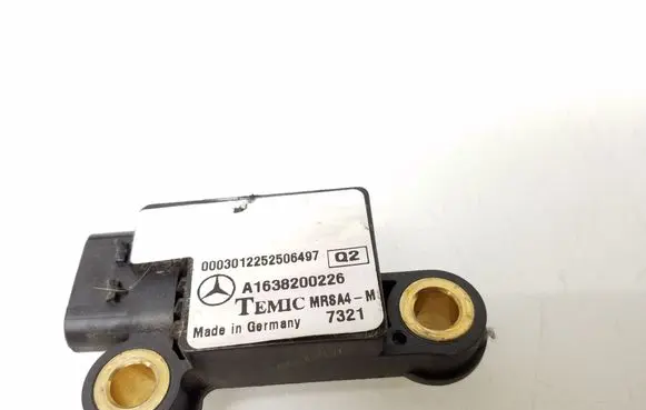 Mercedes-Benz ML W163 Airbag deployment crash/impact sensor A1638200226