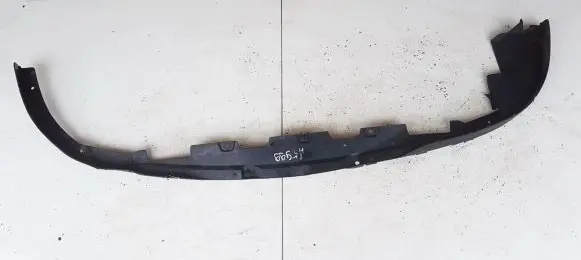 Front bumper lip