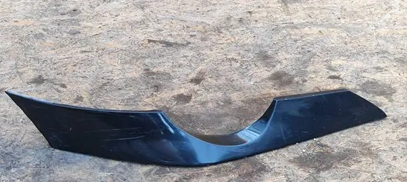 Under headlight/headlamp trim