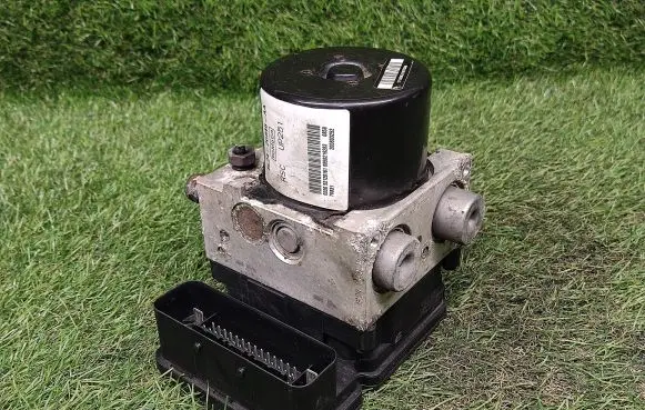 Ford Explorer ABS Pump 8L242C346AA 8L242C219CA
