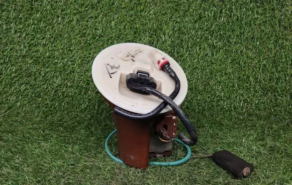 Ford Focus In-tank fuel pump 2M5U9H307AA