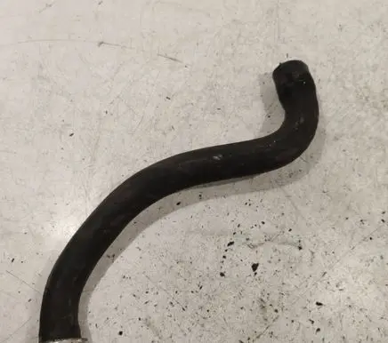 Mercedes-Benz C W204 Engine coolant pipe/hose A2045010582