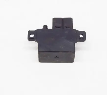BMW M4 F82 F83 Ignition relay 9198302 V23132A2001X30
