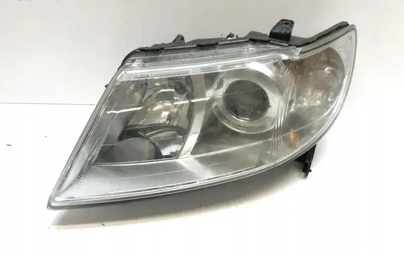 Peugeot 2008 I Headlight/headlamp 84001XA02B