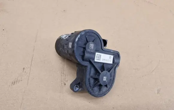 Jaguar F-Pace Hand brake/parking brake motor GX7M2K327AD GX7M2K327